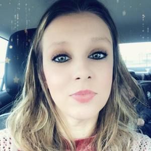 Meet your Posher, Alisha